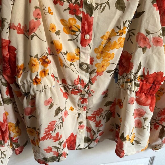 Forever 21 Plus Women's 0X Long Sleeve Button Up Floral Peplum Blouse NWOT - Picture 4 of 9